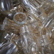  联兴塑料制品厂 主营 奶瓶 辅助用品及配件